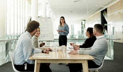 Peer-Led Learning at TechConnex Tech leaders participating in a peer-led strategy and learning session at TechConnex